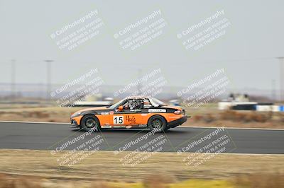 media/Jan-26-2025-CalClub SCCA (Sun) [[cfcea7df88]]/Group 1/Race/